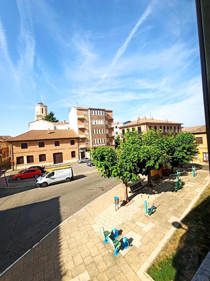 Apartamento La Botica Del Monasterio Sahagún Exterior foto